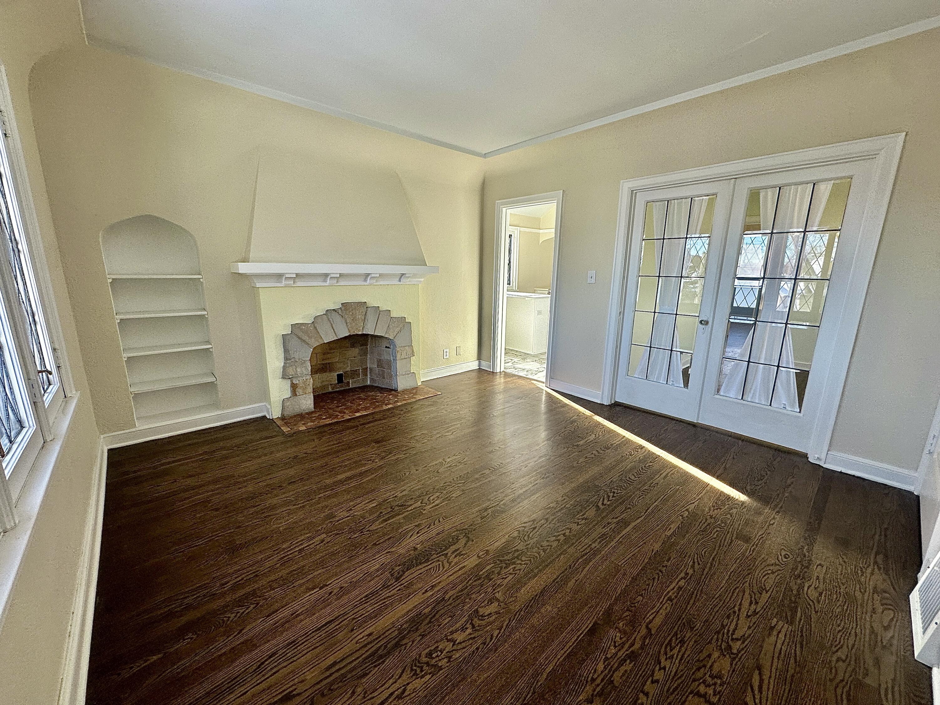 3125 N 48th St Unit: 3127