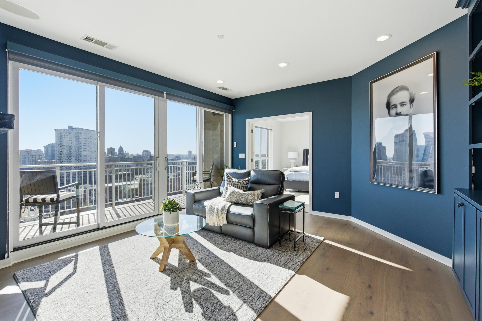 1522 N Prospect Ave Unit: 1401/1406