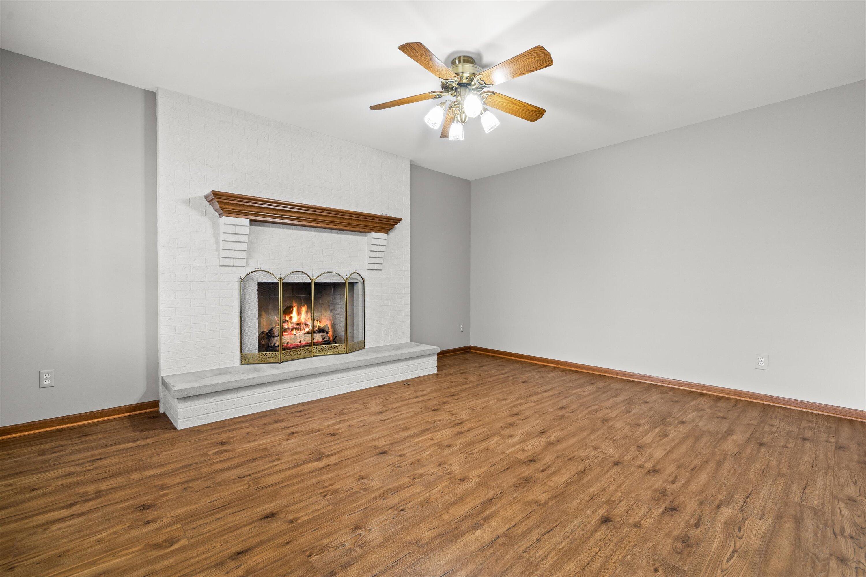 11912 28th Ave