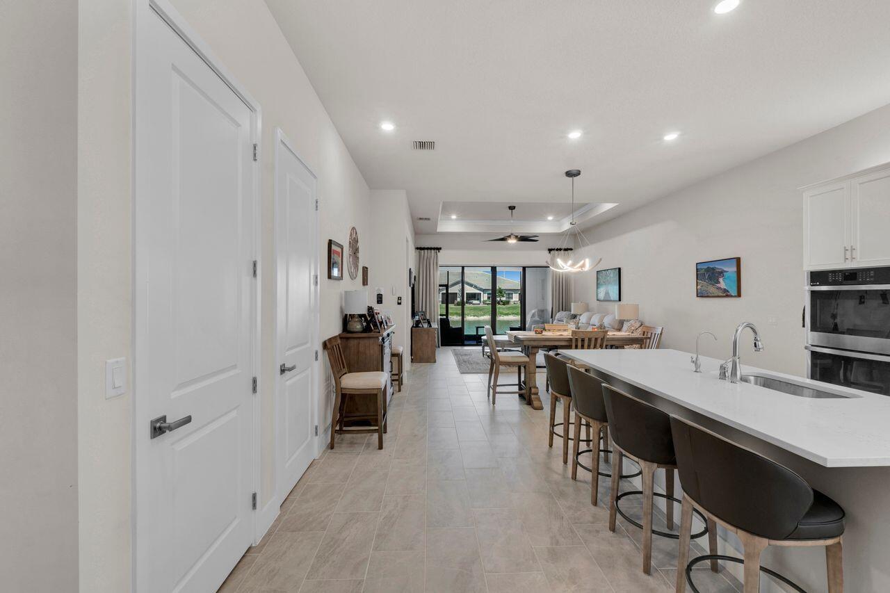 7721 S Blue Spring Dr