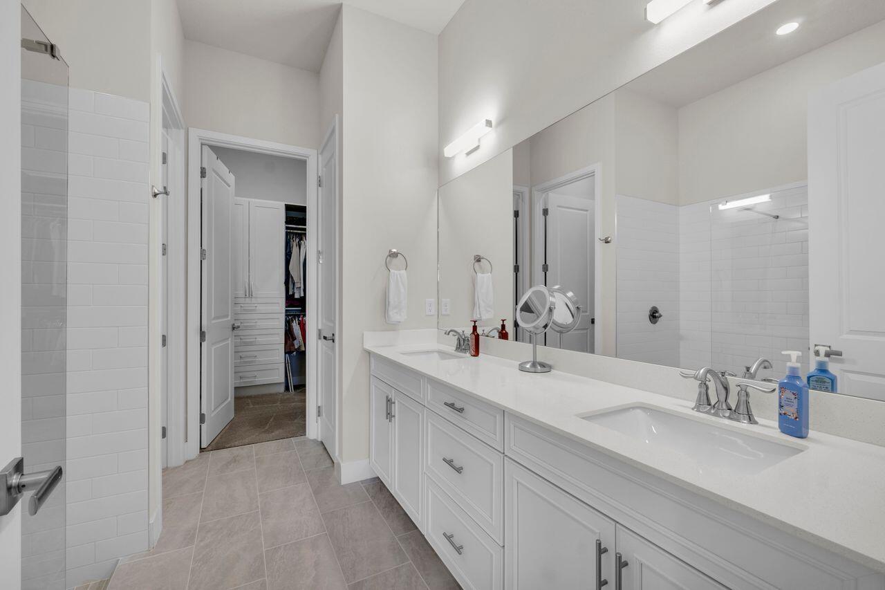 7721 S Blue Spring Dr