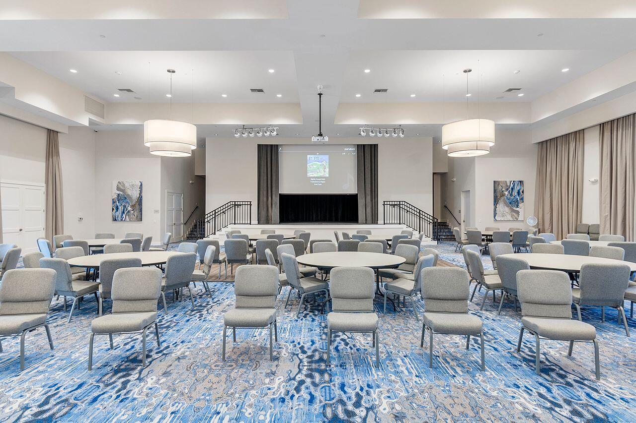 7721 S Blue Spring Dr