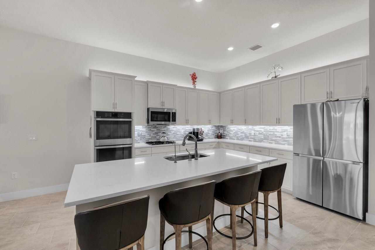 7721 S Blue Spring Dr