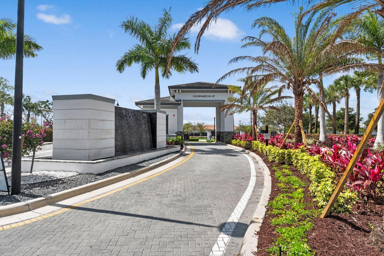 7721 S Blue Spring Dr