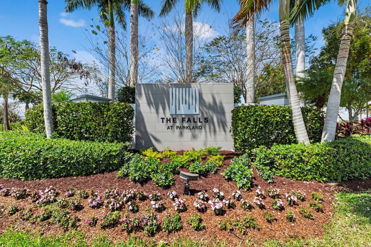 7721 S Blue Spring Dr