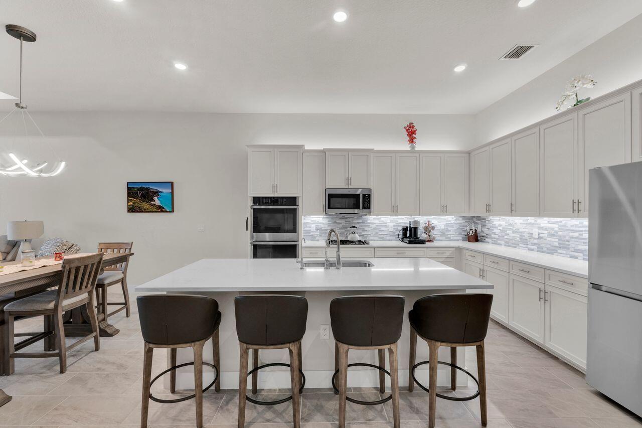 7721 S Blue Spring Dr