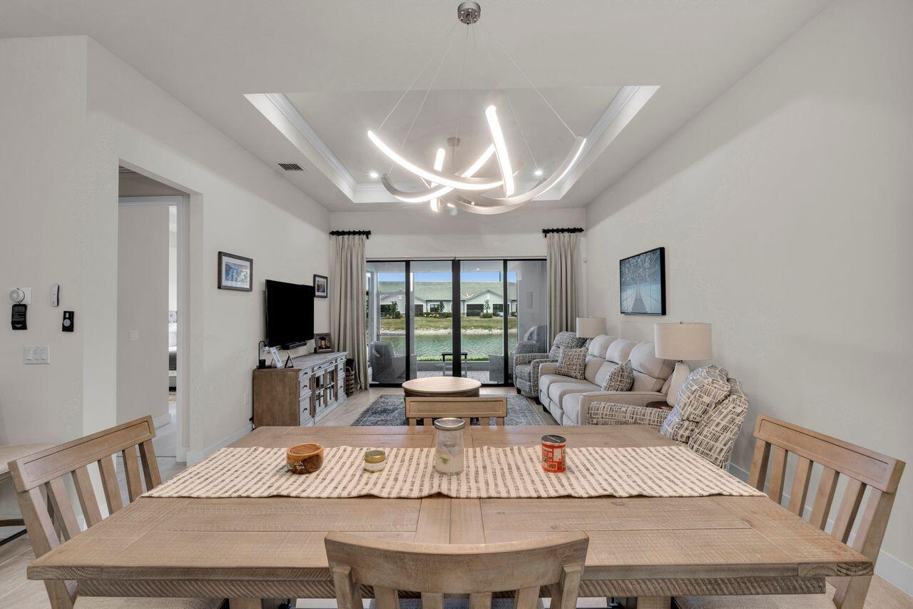 7721 S Blue Spring Dr