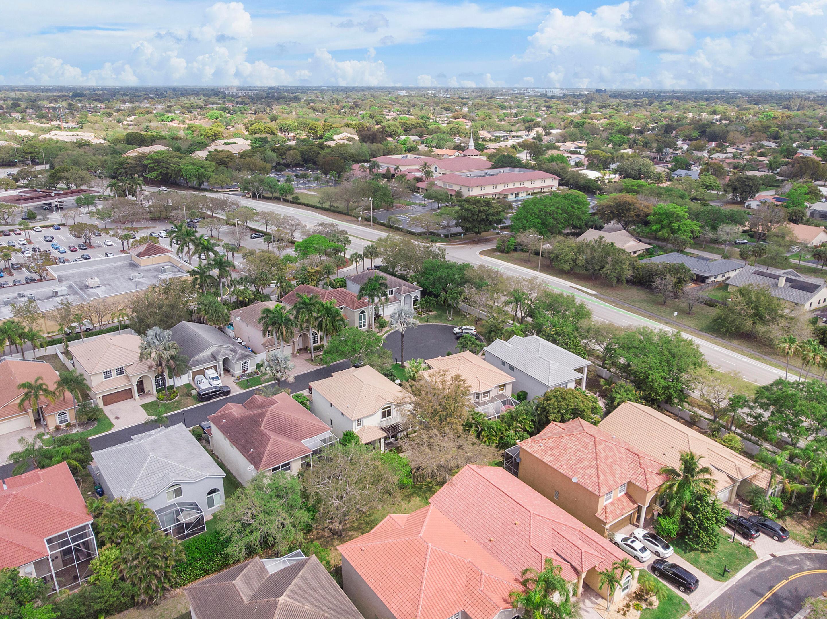 11601 NW 13th Manor