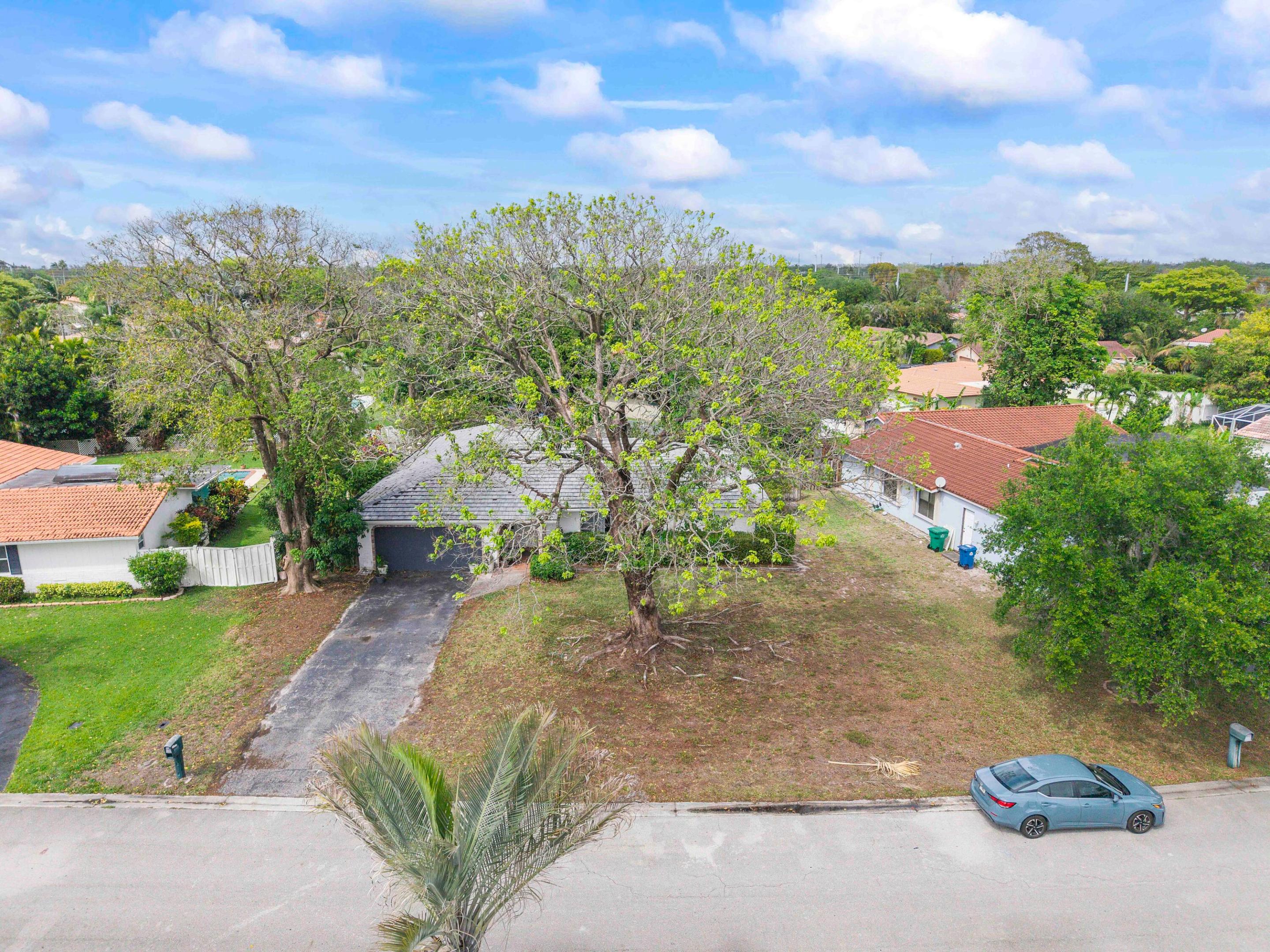 10601 NW 43rd Court