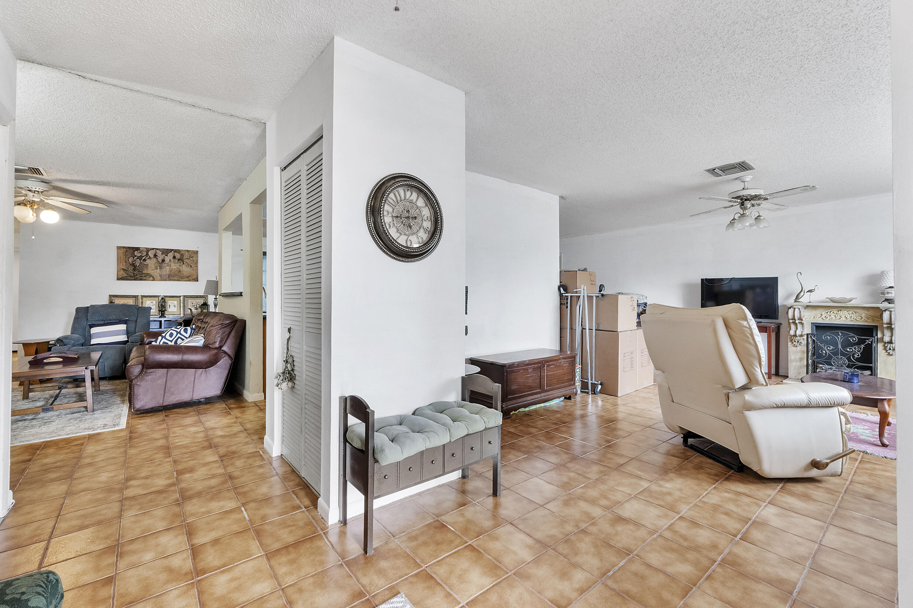 10601 NW 43rd Court