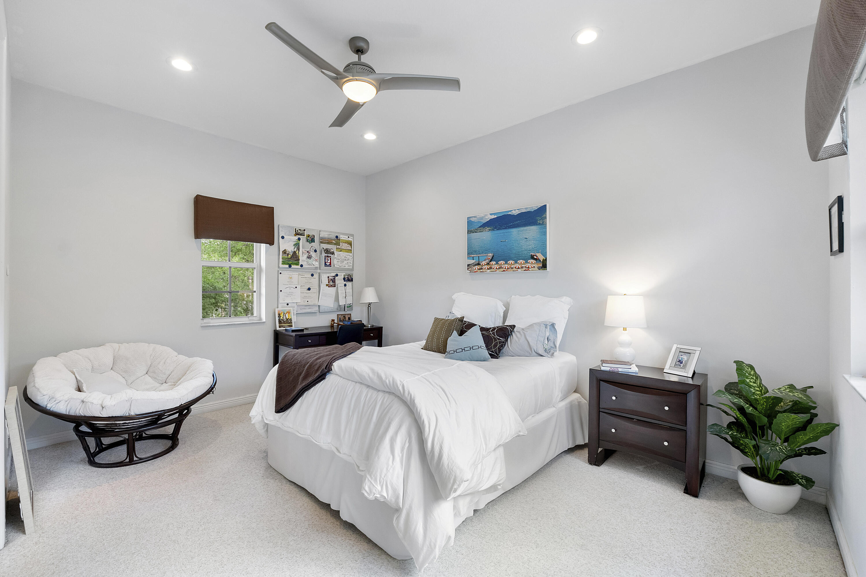 6015 Pinewood Avenue