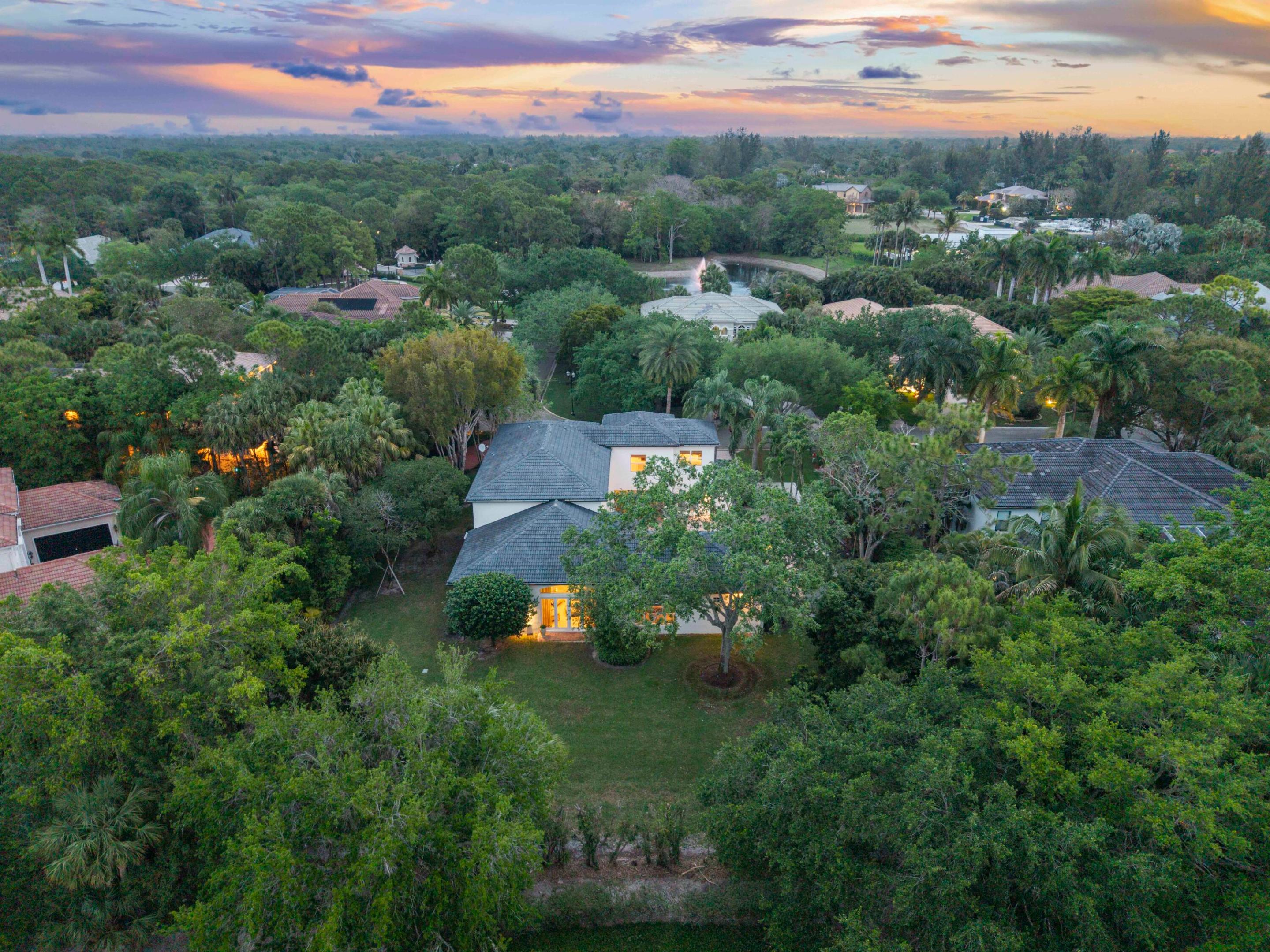 6015 Pinewood Avenue