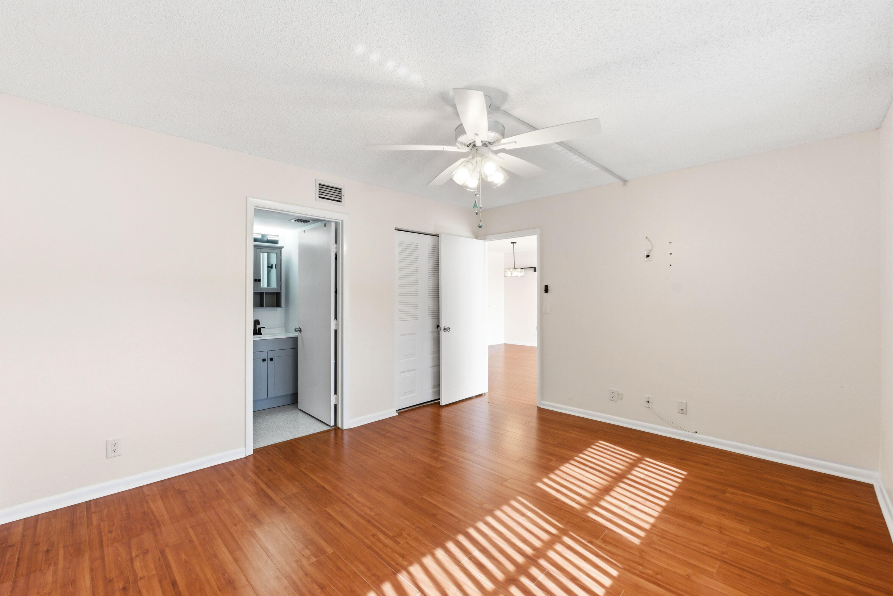 1650 NW 80th Avenue Apt 204