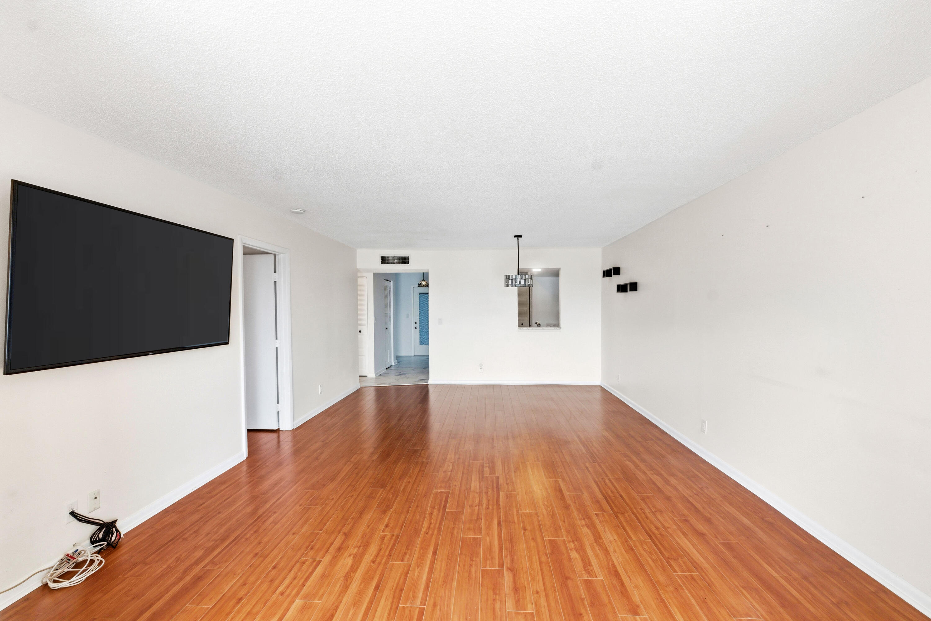 1650 NW 80th Avenue Apt 204