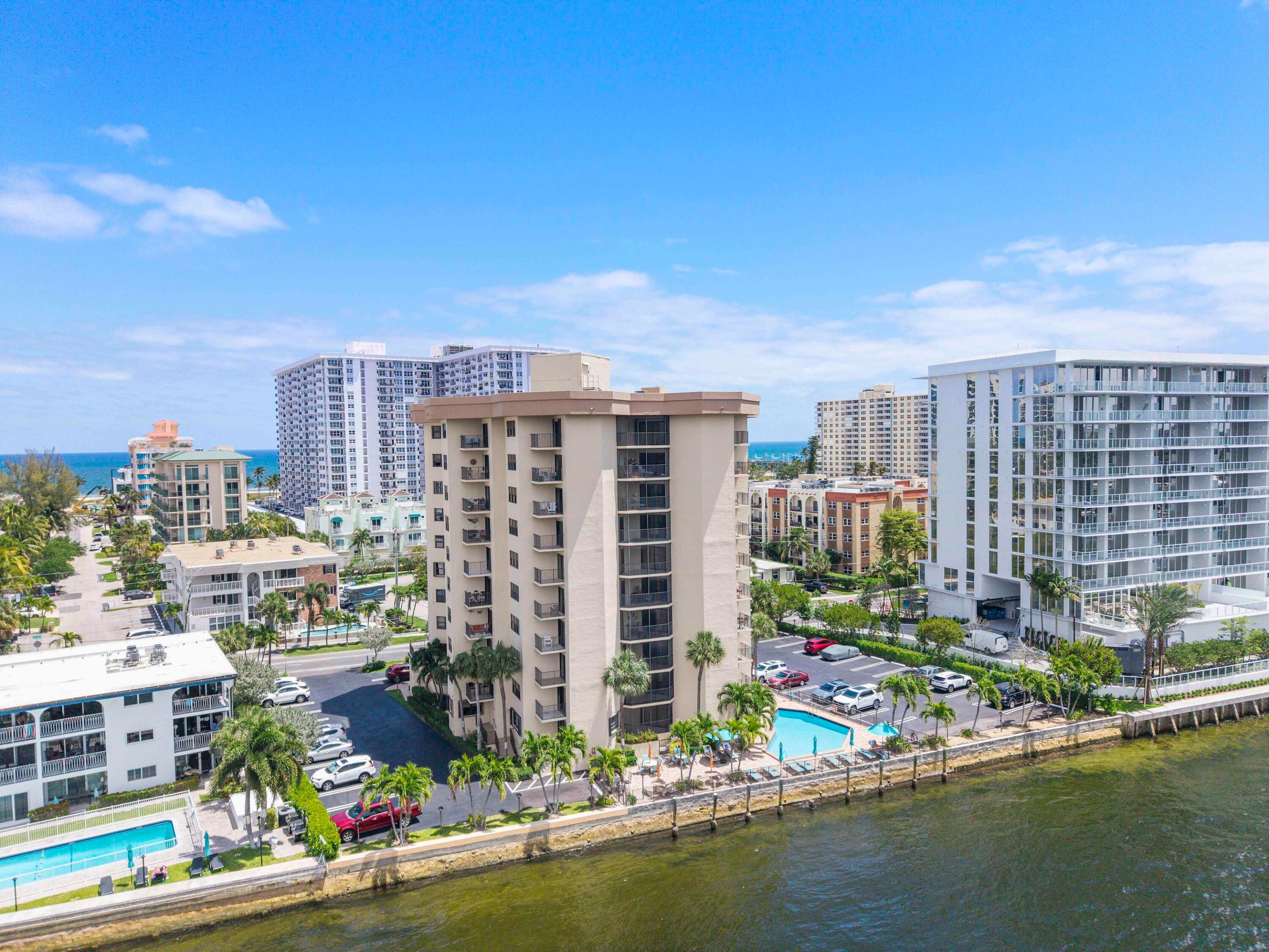 501 N Riverside Drive 203