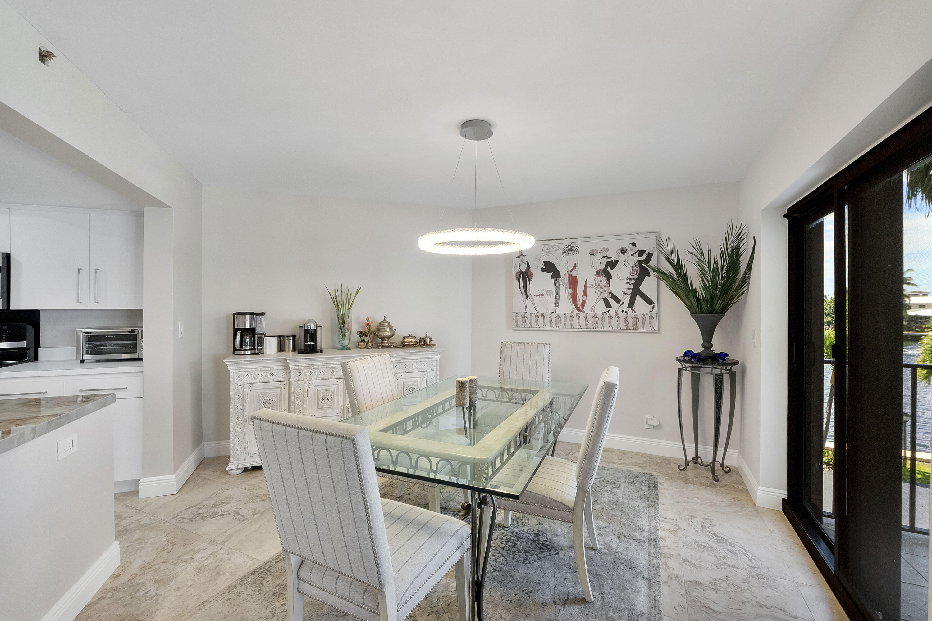 501 N Riverside Drive 203