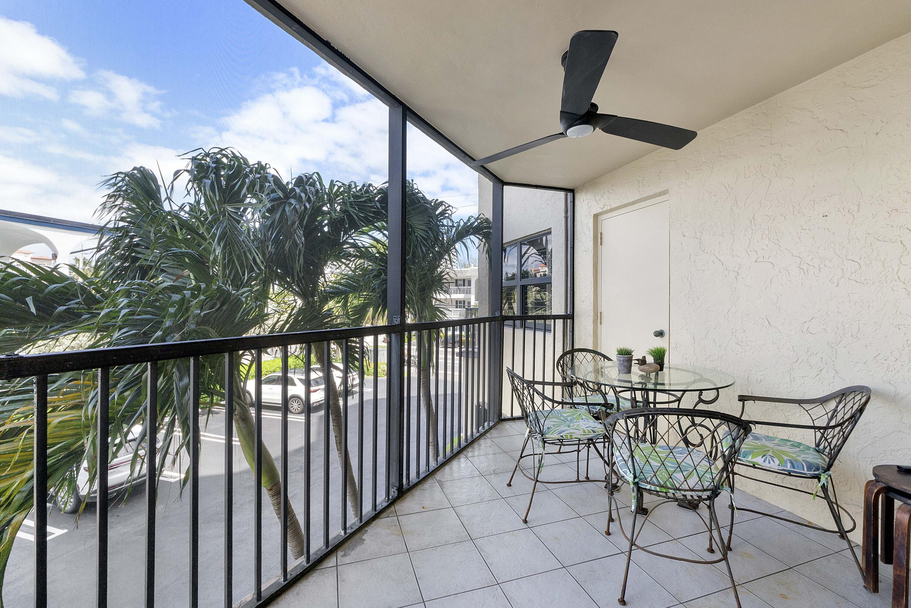 501 N Riverside Drive 203