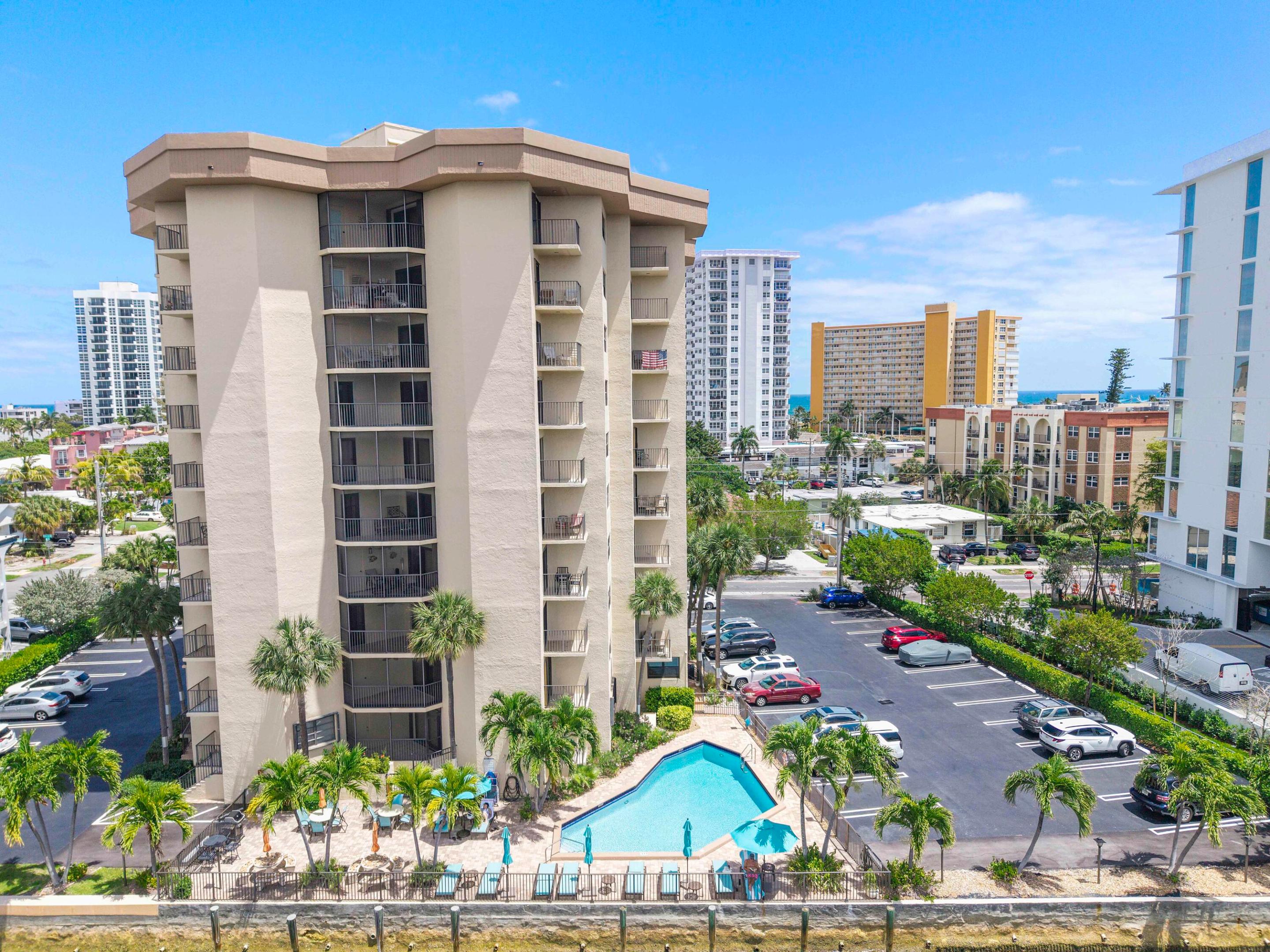 501 N Riverside Drive 203