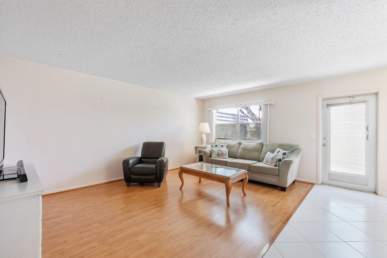 9 Valencia Trail