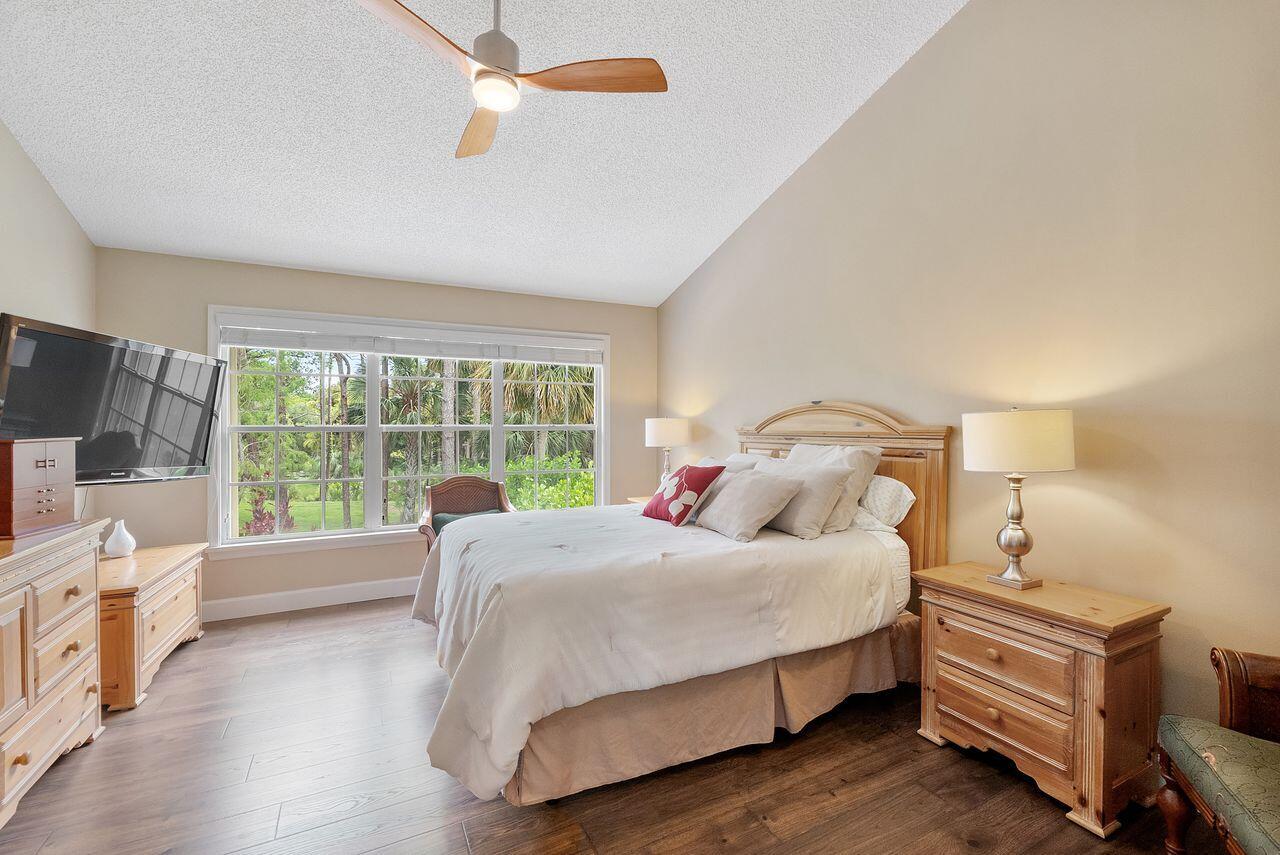 3904 Sanctuary Drive