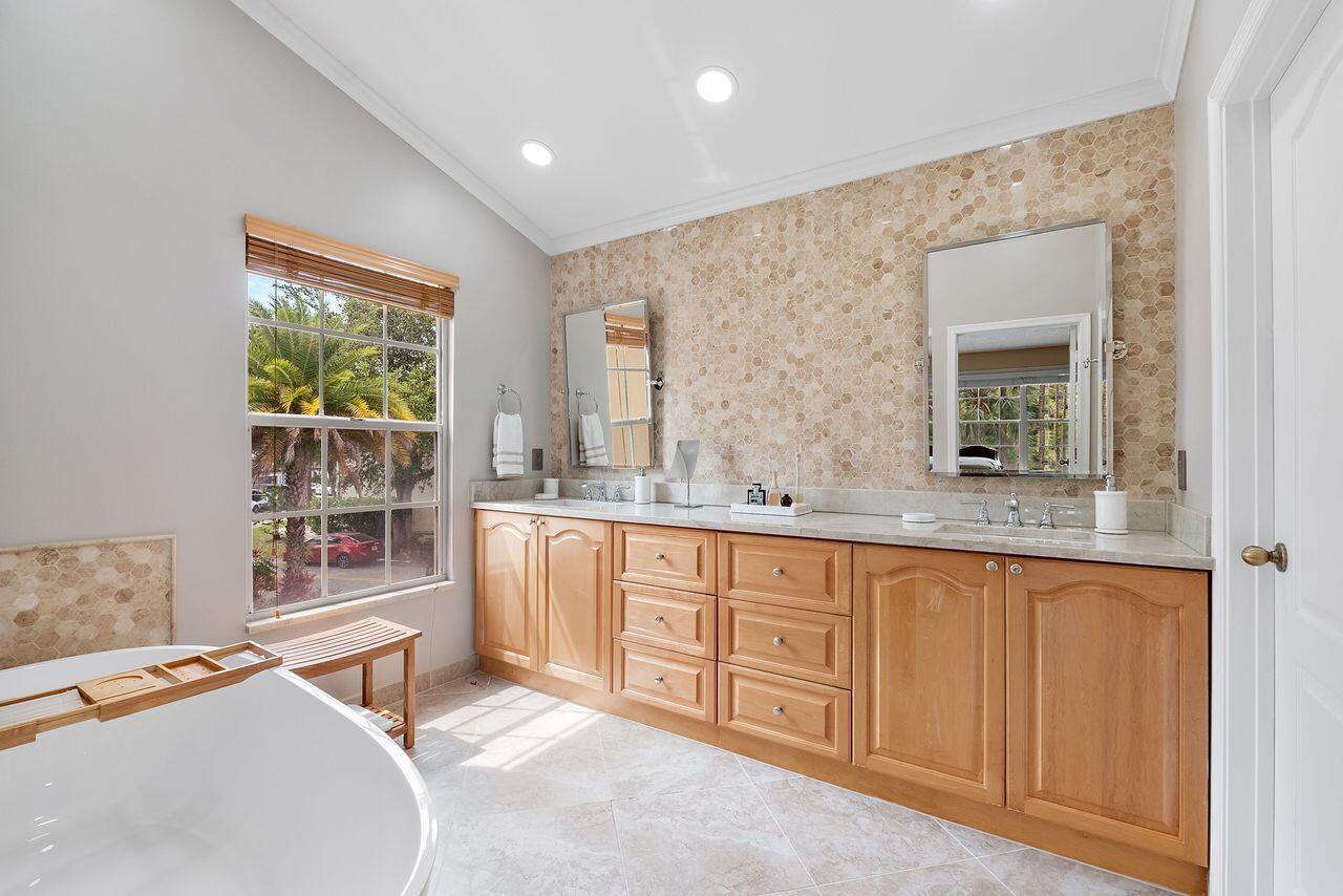 3904 Sanctuary Drive