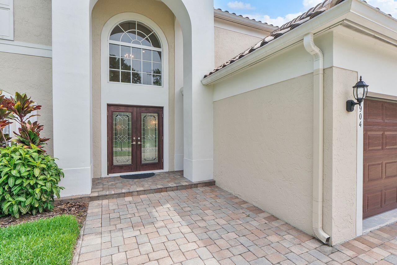 3904 Sanctuary Drive