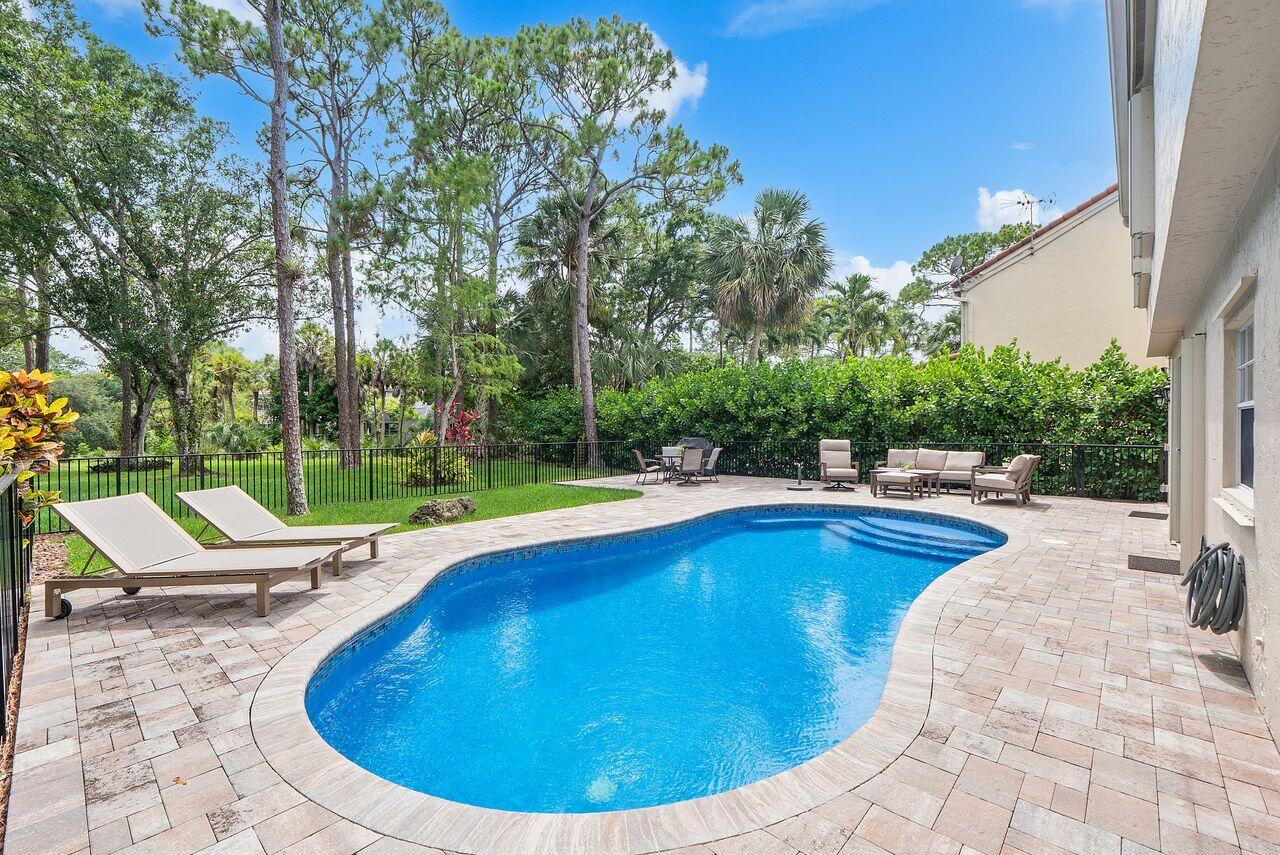 3904 Sanctuary Drive