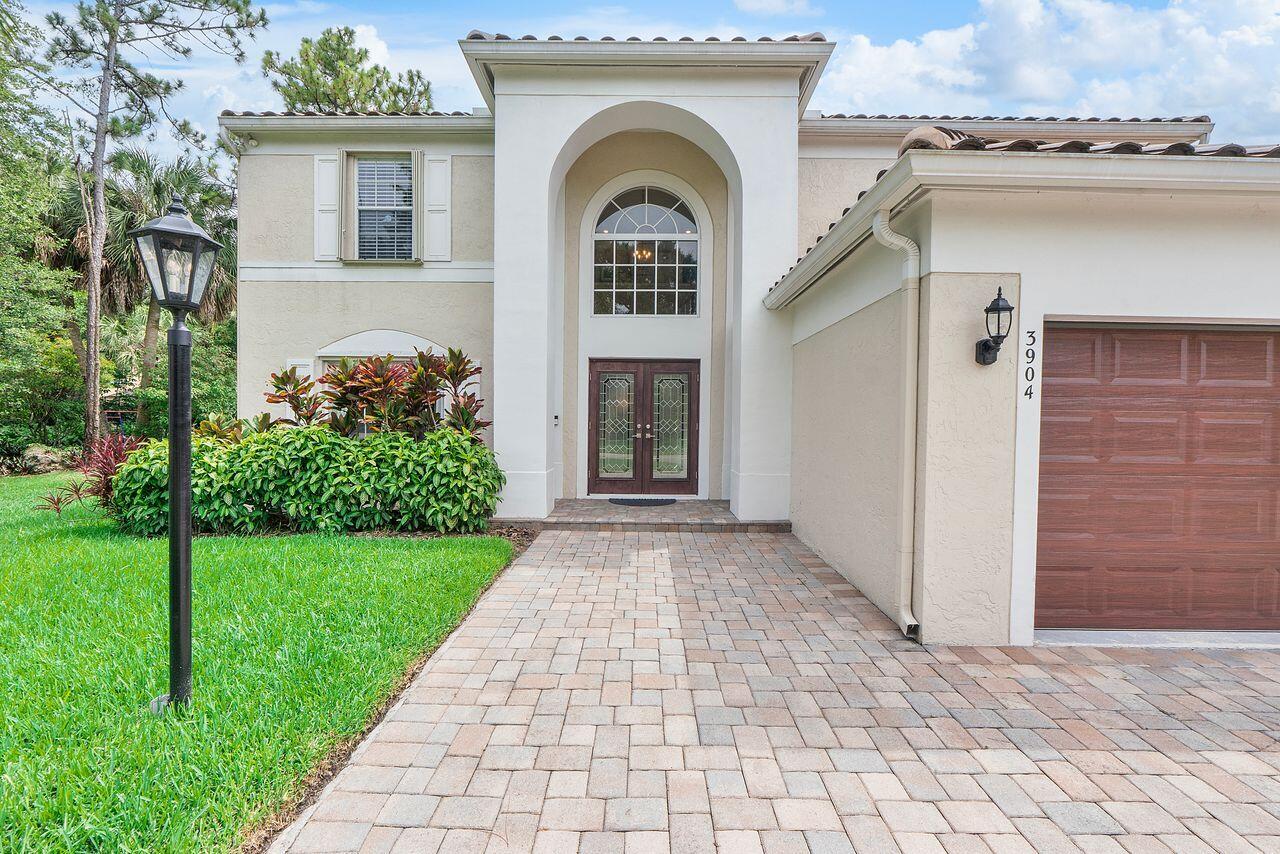 3904 Sanctuary Drive