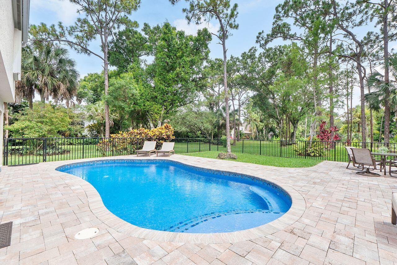 3904 Sanctuary Drive