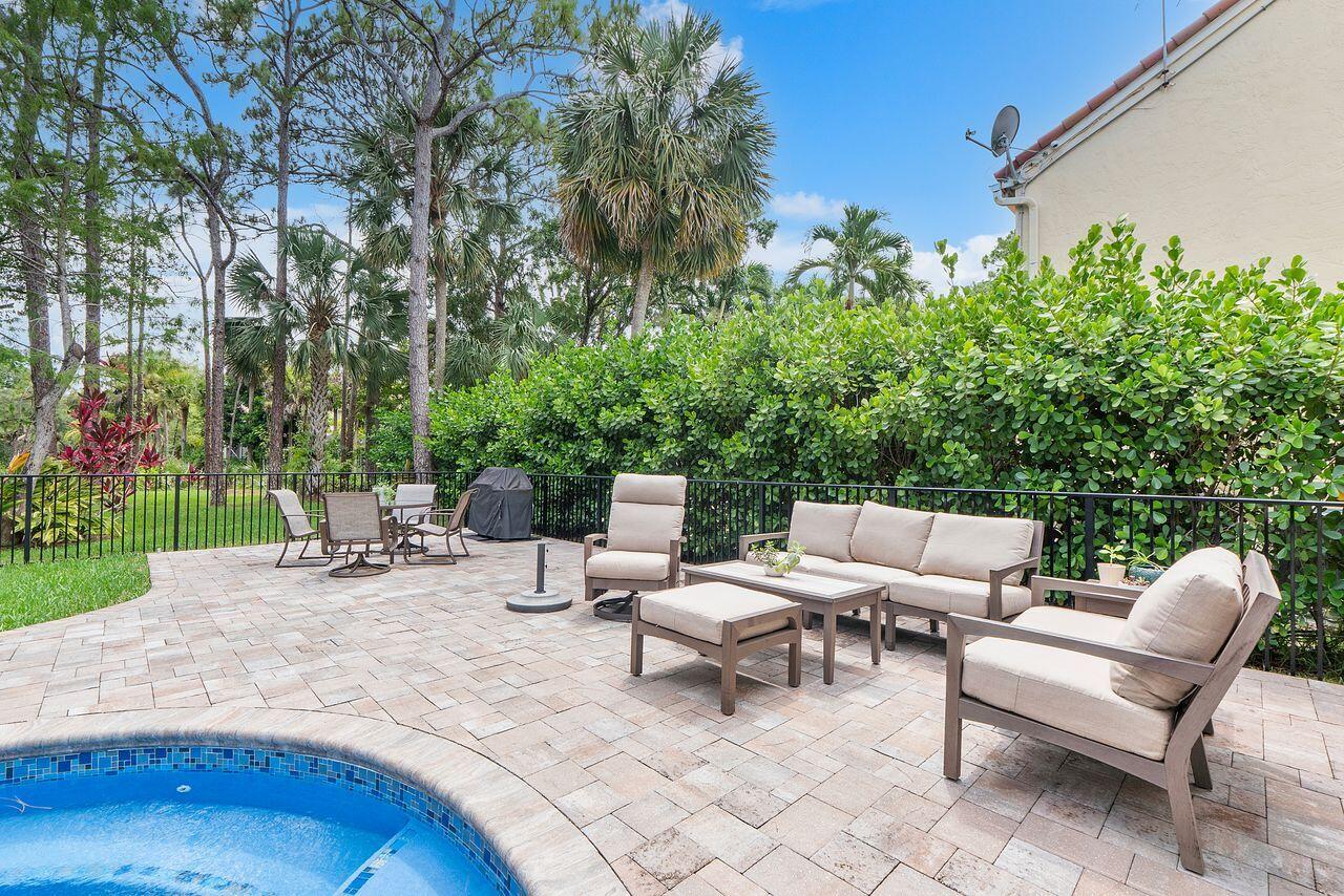 3904 Sanctuary Drive