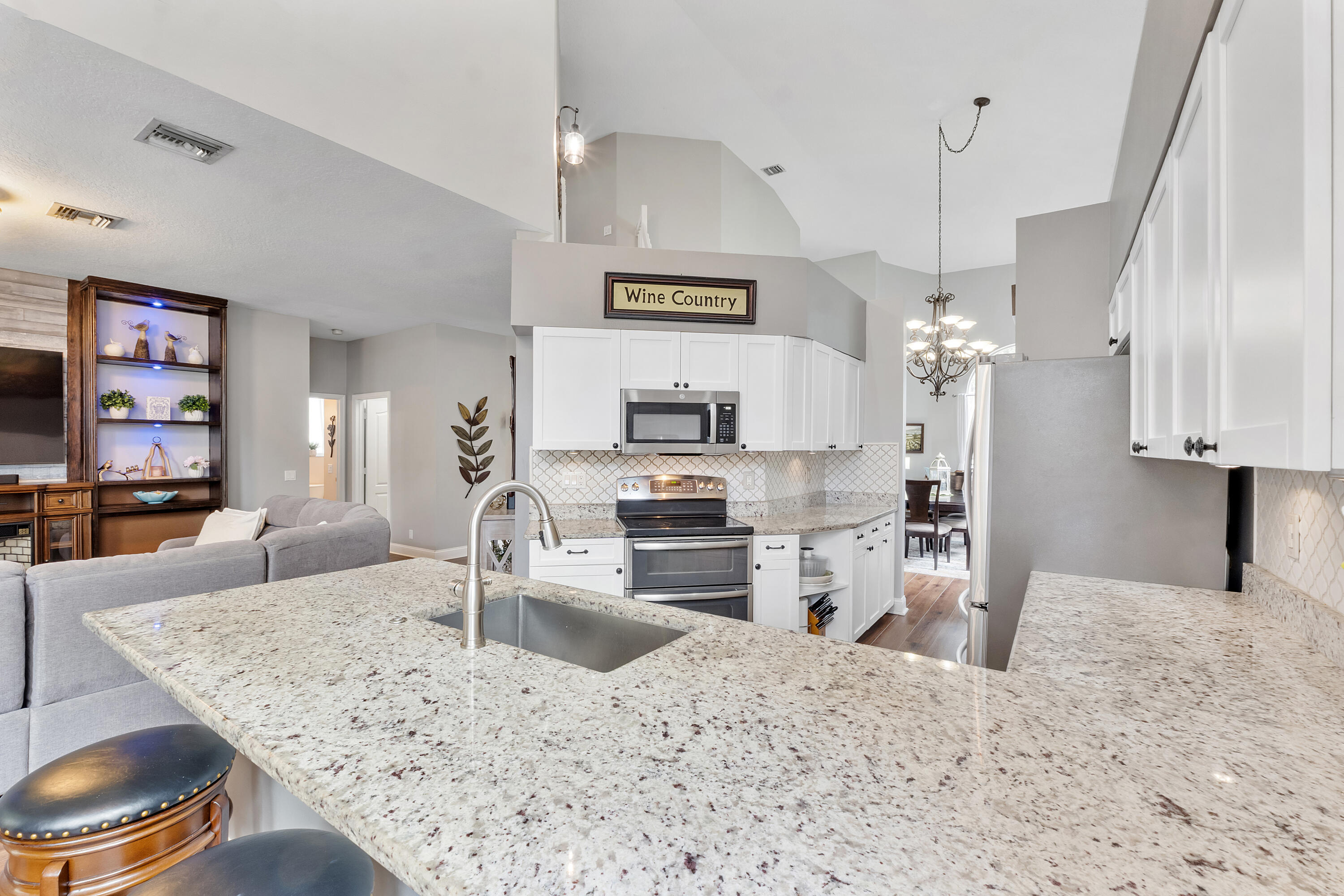 11622 NW 13TH Manor