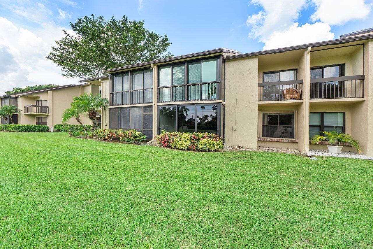 5055 Oak Hill Lane 213