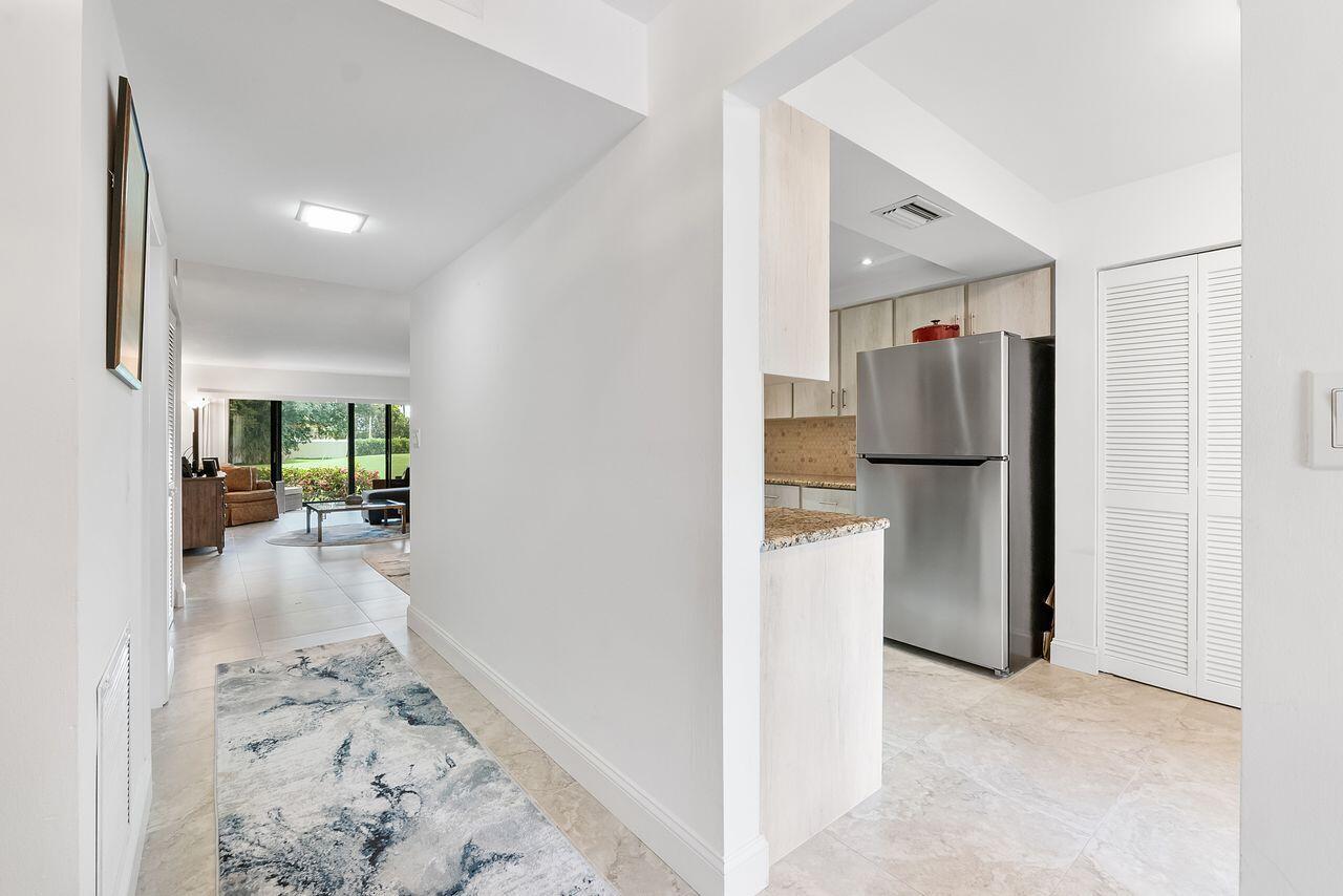 5055 Oak Hill Lane 213