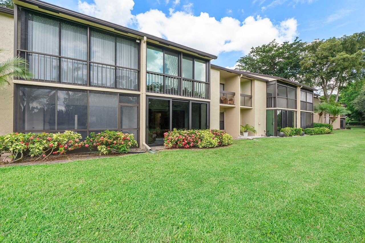 5055 Oak Hill Lane 213