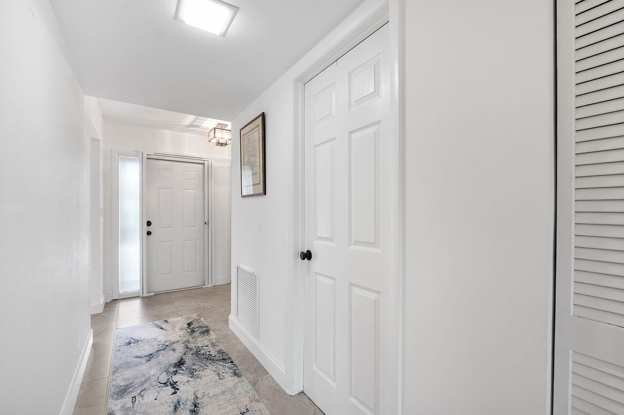 5055 Oak Hill Lane 213