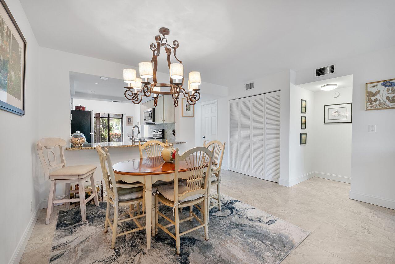 5055 Oak Hill Lane 213