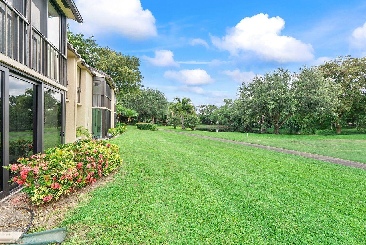 5055 Oak Hill Lane 213