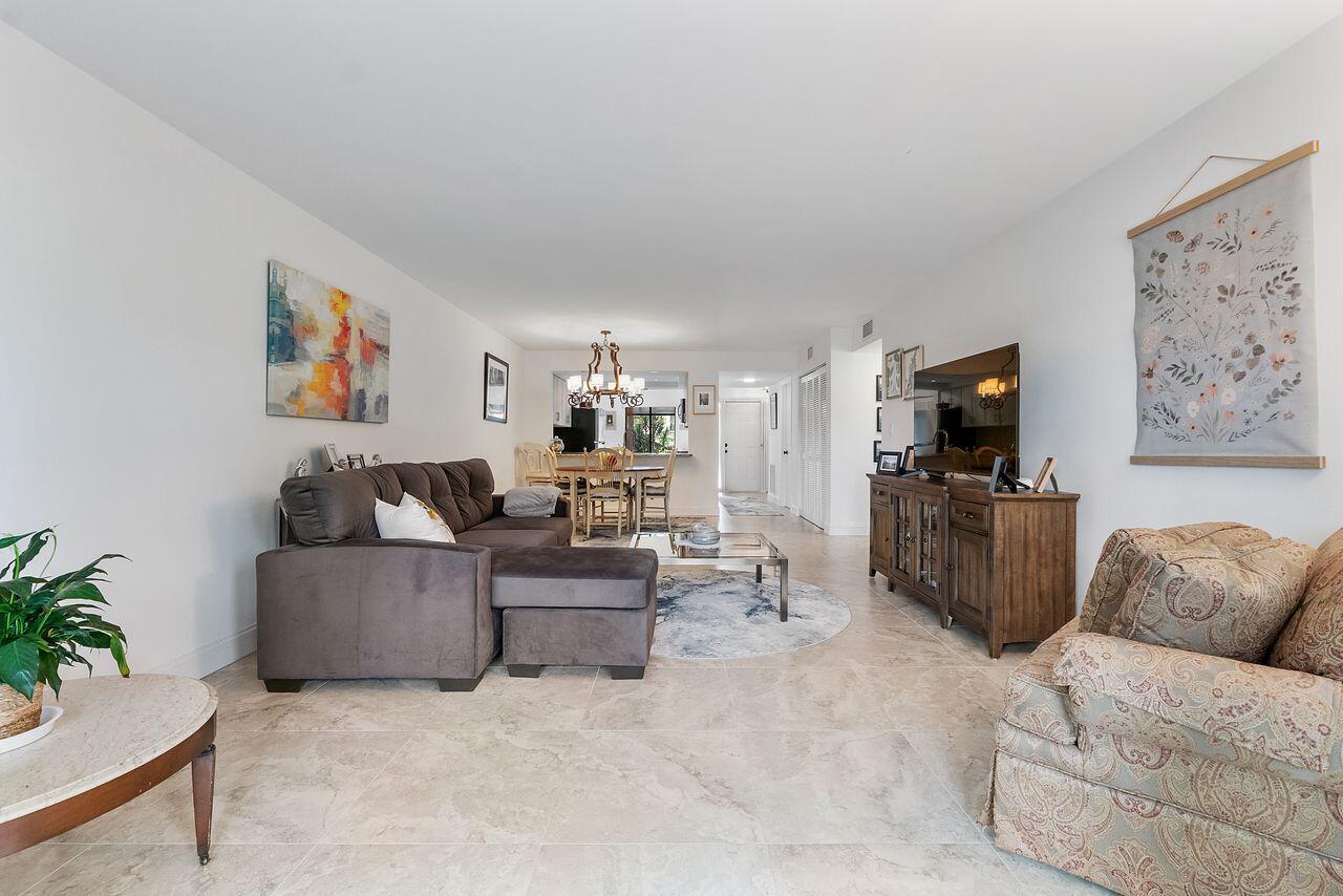 5055 Oak Hill Lane 213