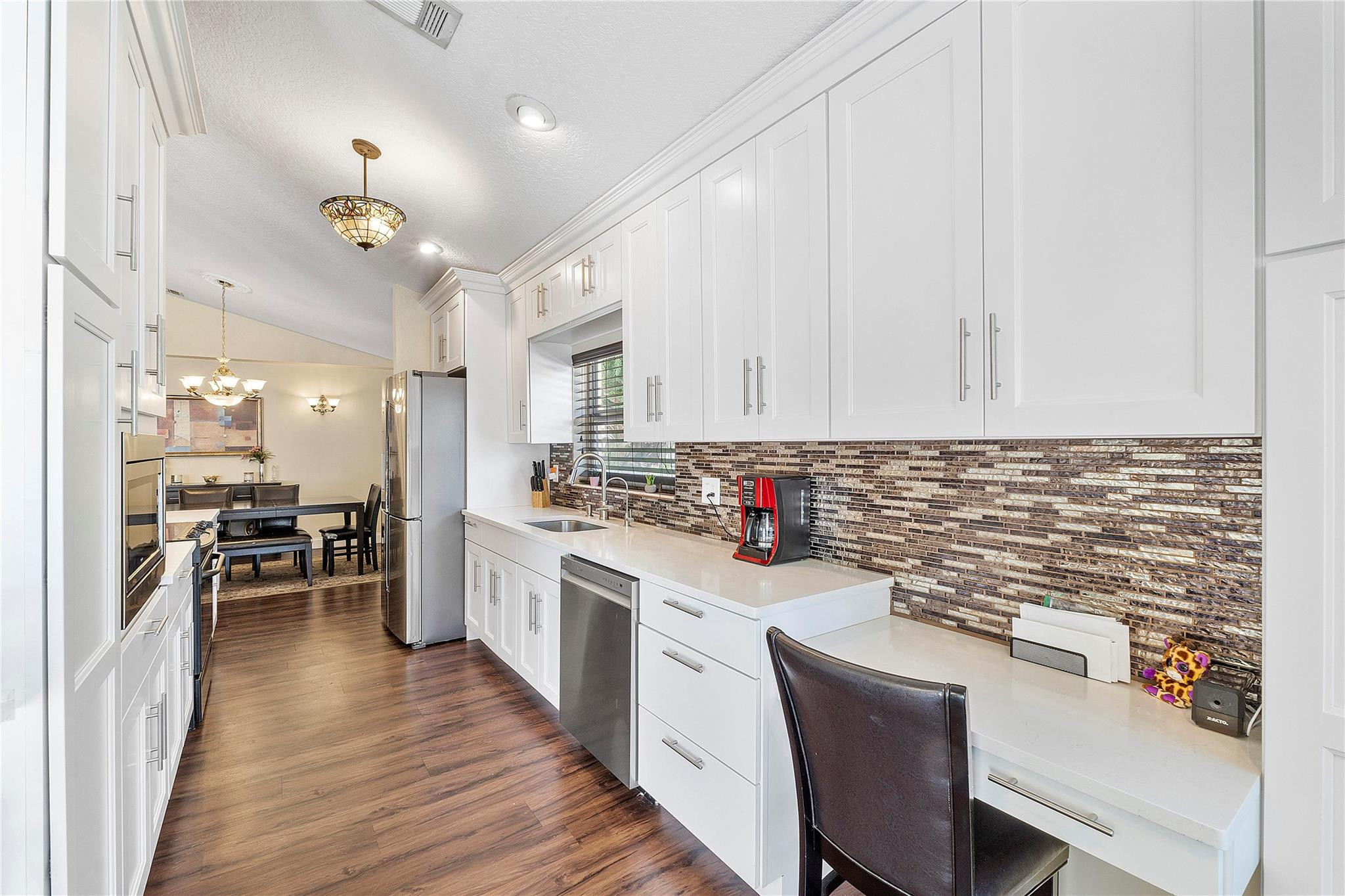 6150 NW 76th Court