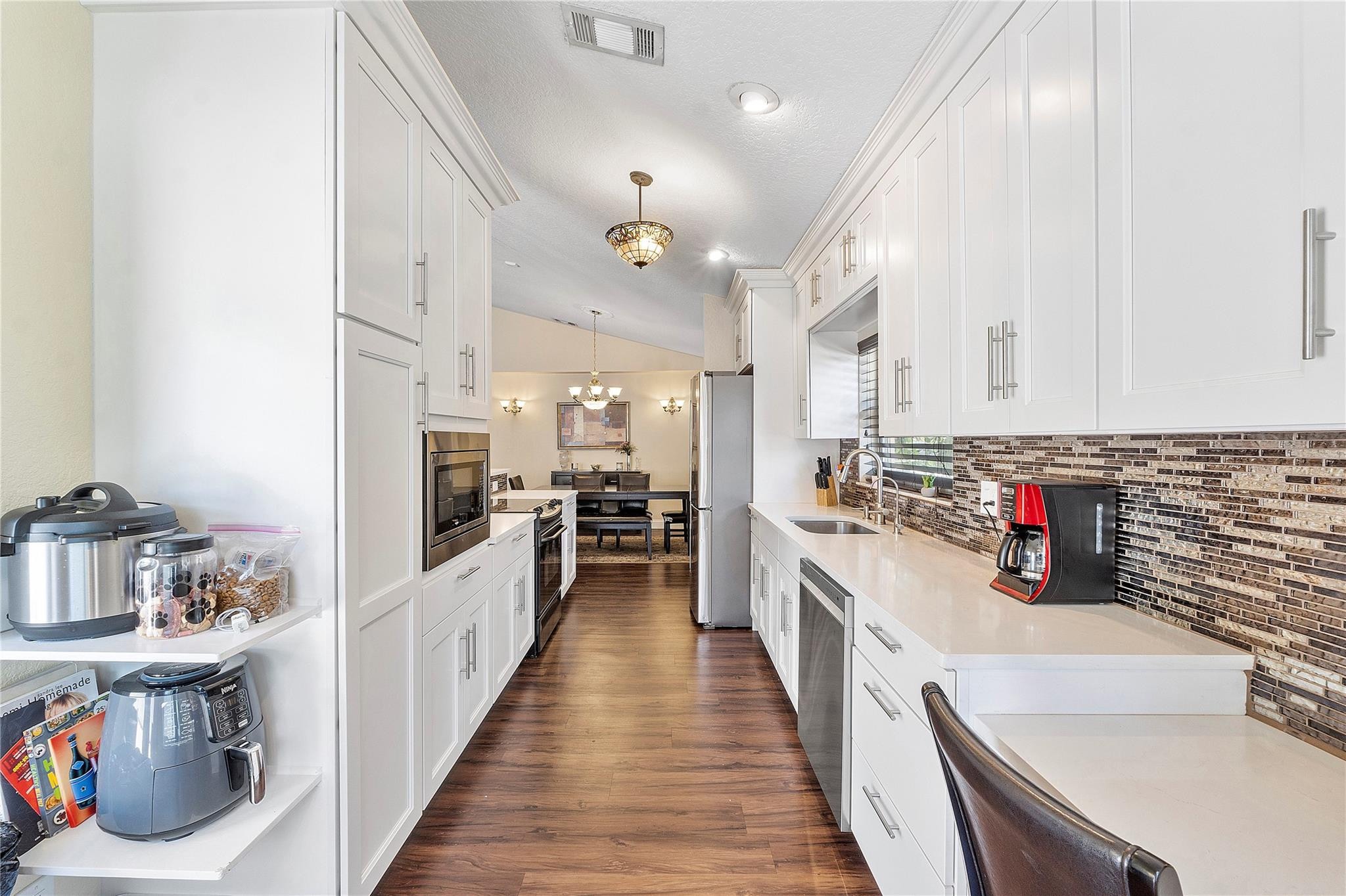 6150 NW 76th Court