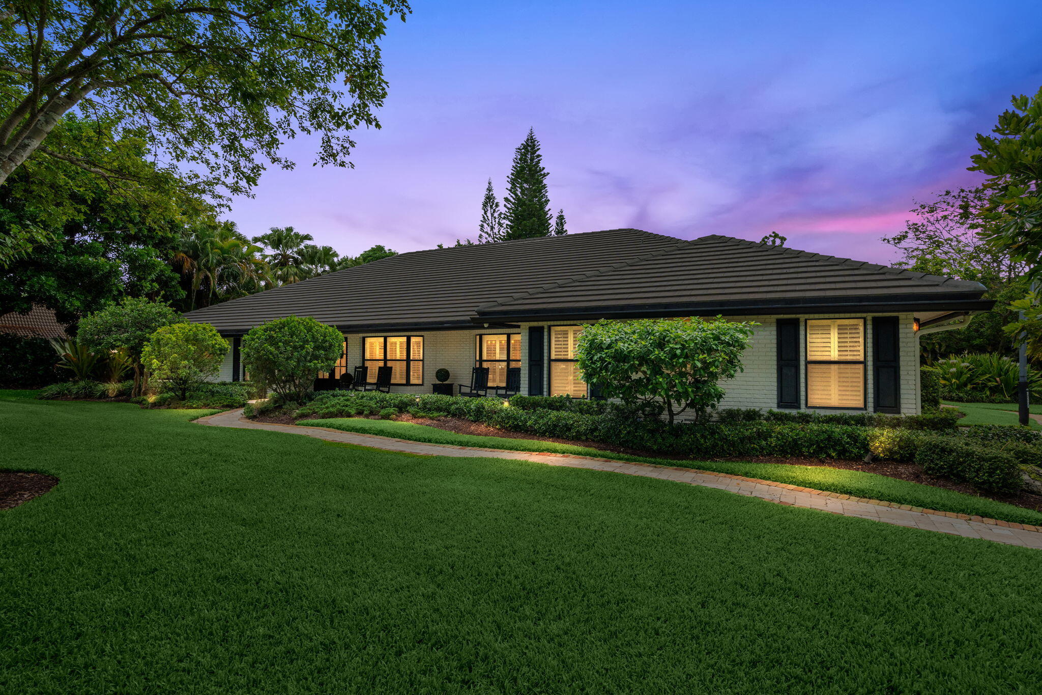 7321 E CYPRESSHEAD Drive
