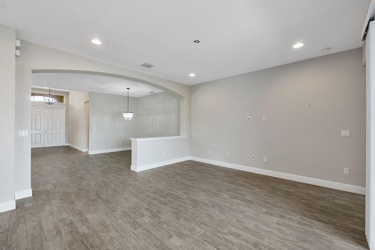11151 SW Lake Park Drive, Port St. Lucie