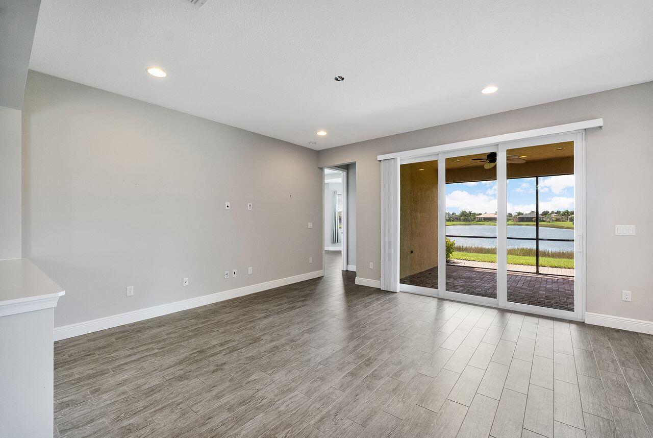 11151 SW Lake Park Drive, Port St. Lucie