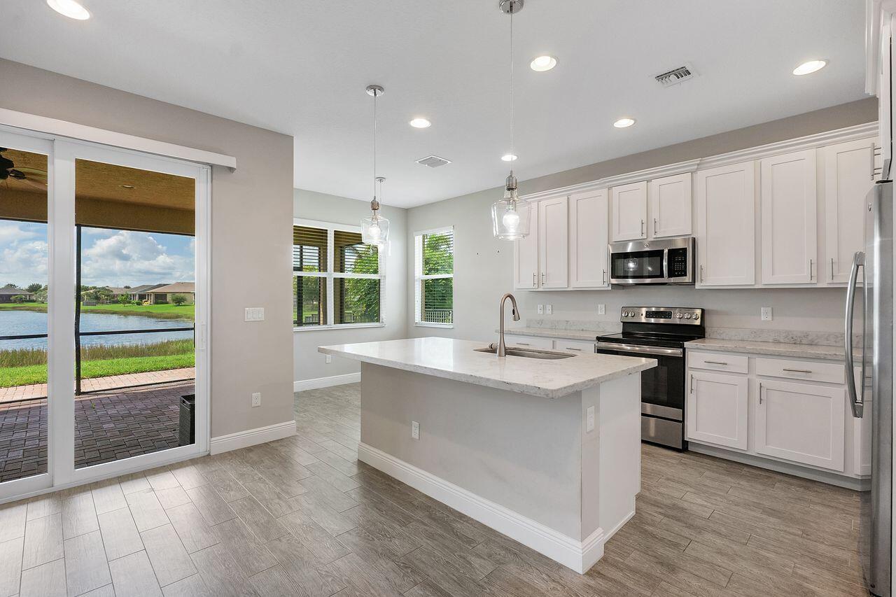 11151 SW Lake Park Drive, Port St. Lucie