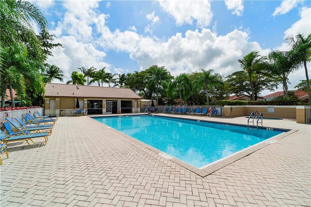 9729 Malvern Dr 9729