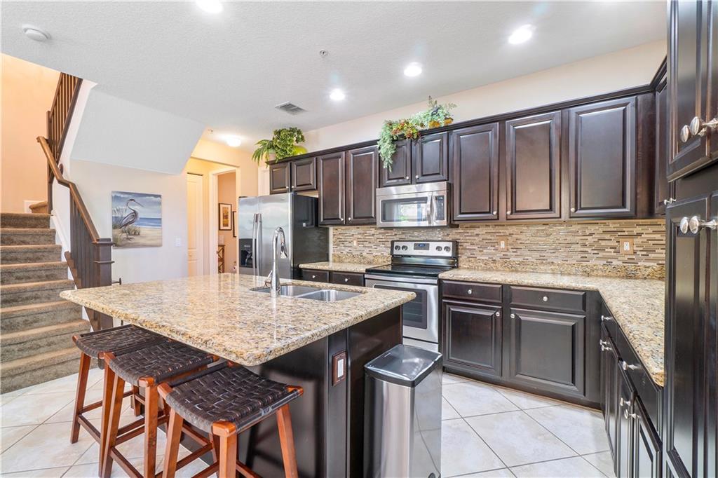 5050 NW 15th Ter 5050