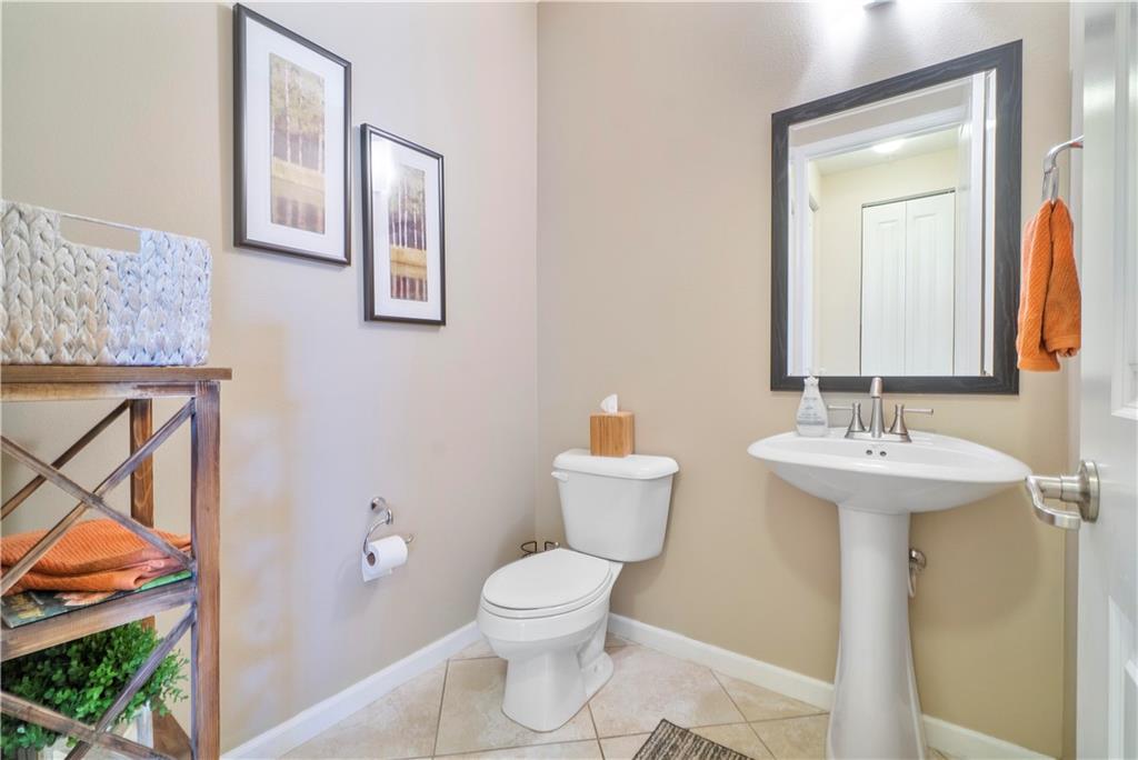 5050 NW 15th Ter 5050