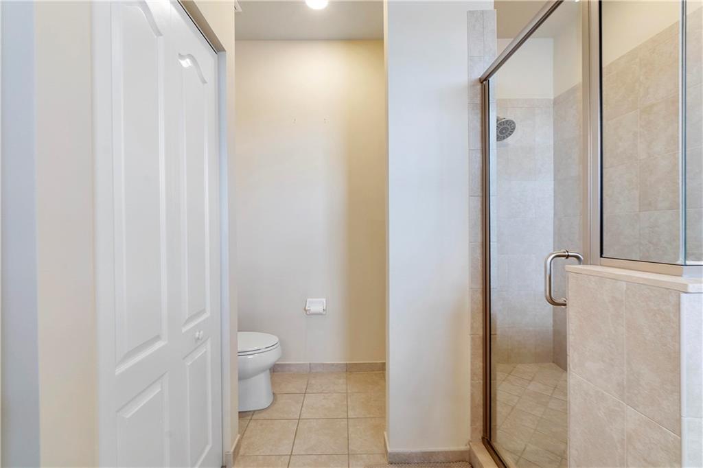 8421 Lakeview Trl 8421