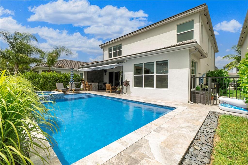 15384 Seaglass Terrace Ln