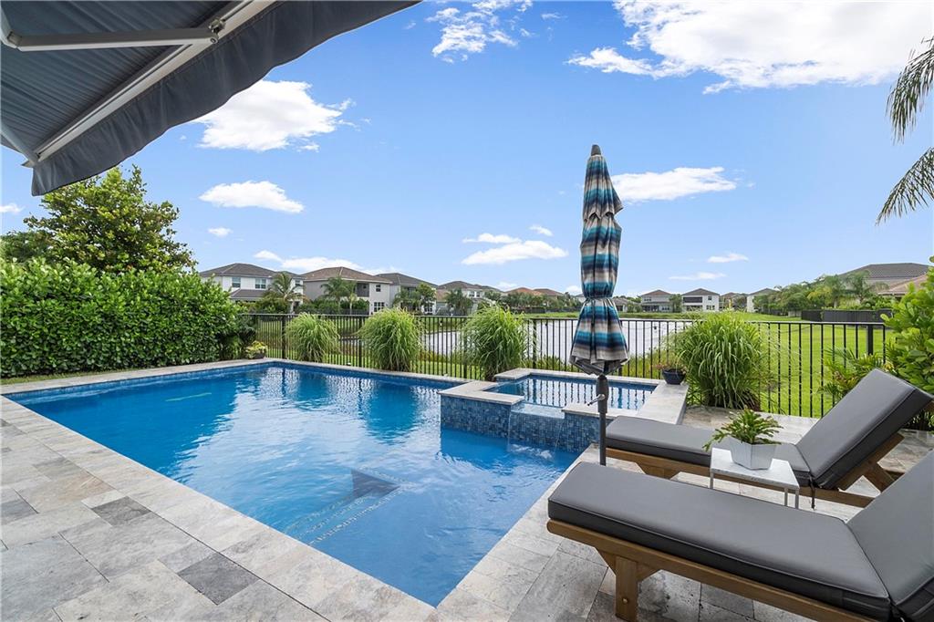 15384 Seaglass Terrace Ln